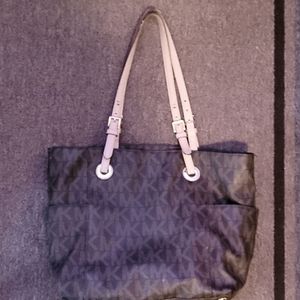 Michael kors tote